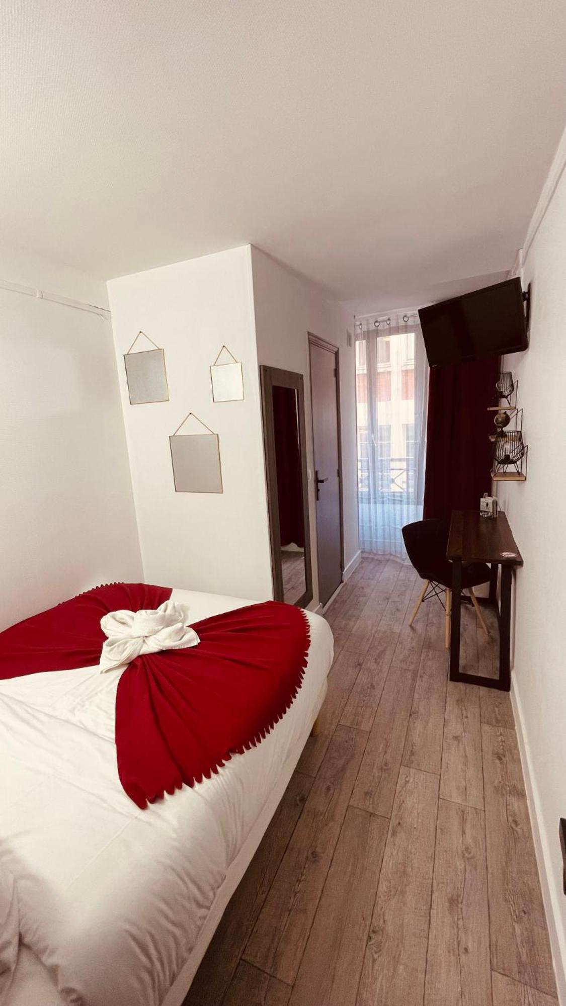 Hotel Louvain Paris Exterior foto